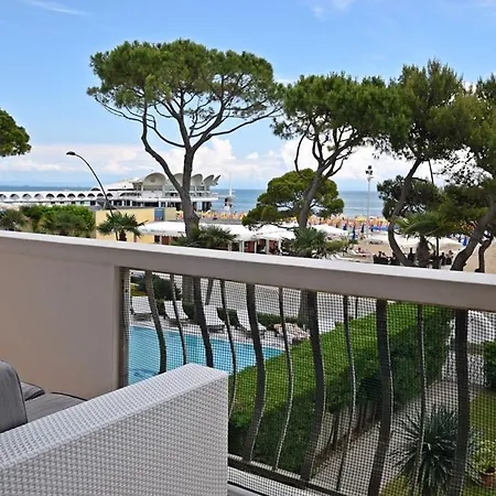 Lory Apartament *